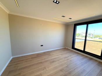  Didim Merkezde Satılık 3+1 Sıfır Villa