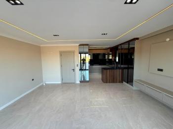  Didim Merkezde Satılık 3+1 Sıfır Villa