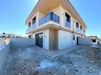  Didim Merkezde Satılık 3+1 Sıfır Villa