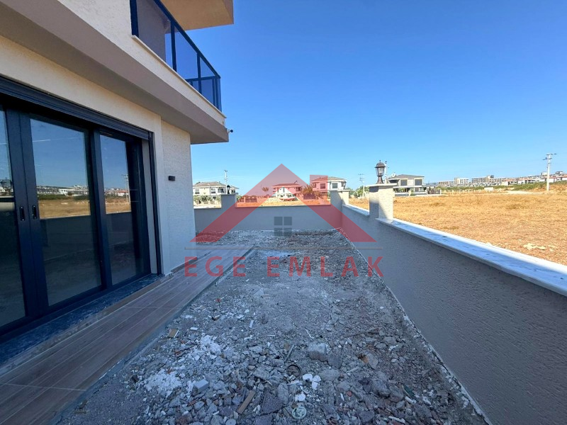  Didim Merkezde Satılık 3+1 Sıfır Villa