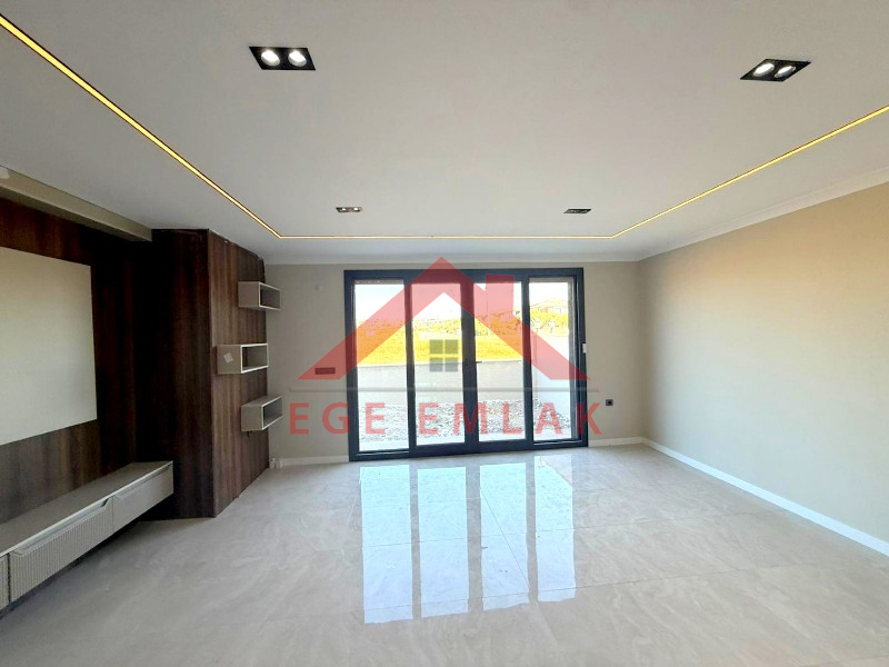  Didim Merkezde Satılık 3+1 Sıfır Villa