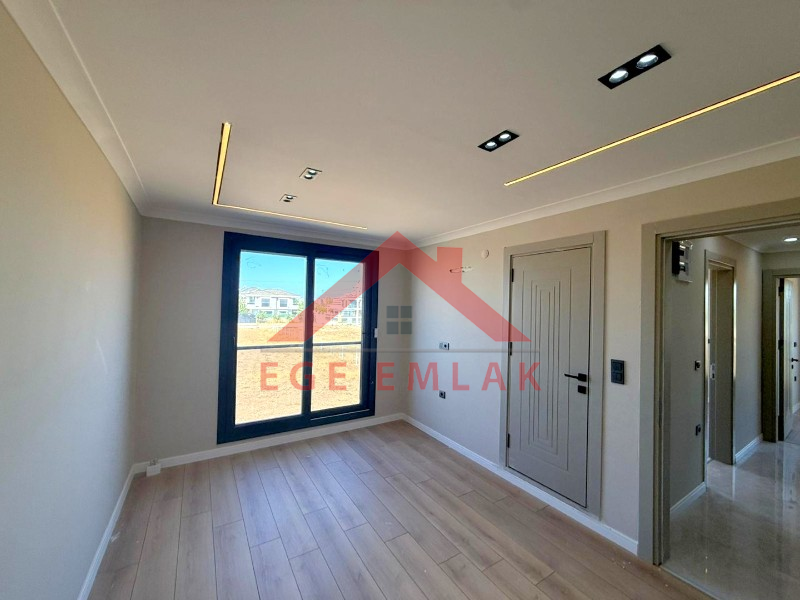  Didim Merkezde Satılık 3+1 Sıfır Villa