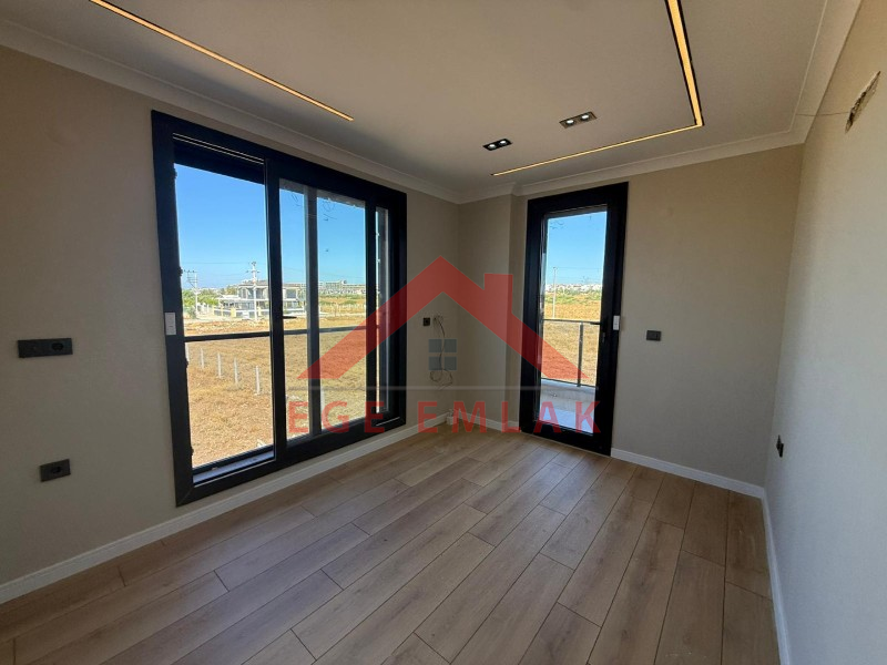  Didim Merkezde Satılık 3+1 Sıfır Villa