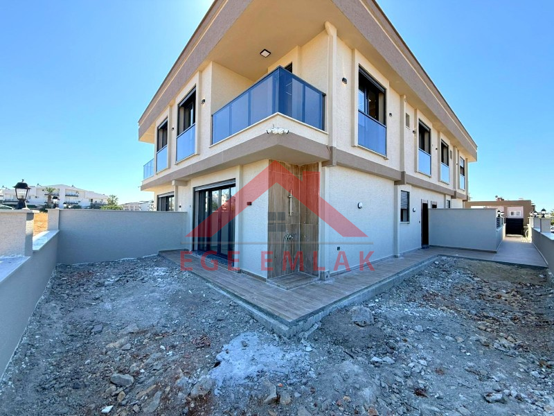  Didim Merkezde Satılık 3+1 Sıfır Villa