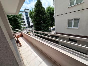 GÜVENAY - ÇORUM ULUKAVAK EŞREF HOCA CADDESİ ÜZERİ 3+1 SATILIK DAİRE
