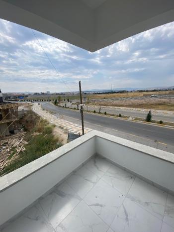 GÜVENAY - ÇORUM ULUKAVAK YENİ İSKİLİP YOLU ÜZERİ 3+1 SATILIK DAİRE 