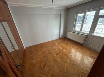 GÜVENAY -  ÇORUM BAHABEY CAD. MİGROS KARŞISI GENİŞ 3+1 KİRALIK DAİRE