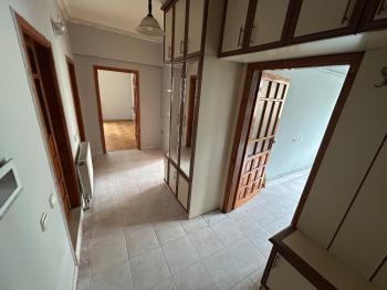 GÜVENAY -  ÇORUM BAHABEY CAD. MİGROS KARŞISI GENİŞ 3+1 KİRALIK DAİRE