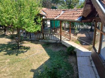 GÜVENAY - ÇORUM ILICA BAĞLARINDA İÇERİSİNDE 2 ADET EVİ BULUNAN SATILIK BAĞ