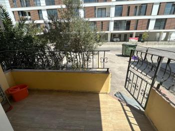 HAMİTKÖY' DE 2+1 ZEMİN KAT KİRALIK DAİRE