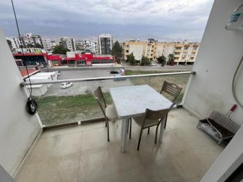 KÜÇÜK KAYMAKLI'DA TÜRK MALI SATILIK 2+1 EŞYALI DAİRE 