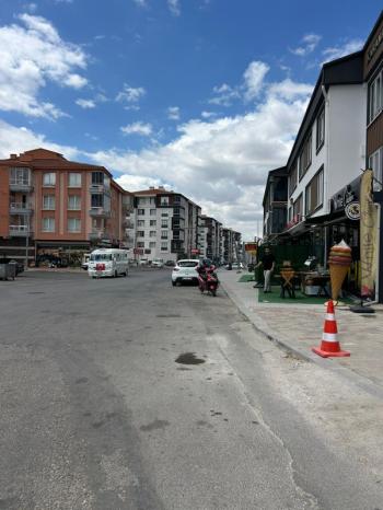 ✰ AFYON ÜÇOK EMLAKTAN SAHİPATA HOCA AHMET YESEVİ MAH 1+1 50M² SATILIK DAİRE ✰