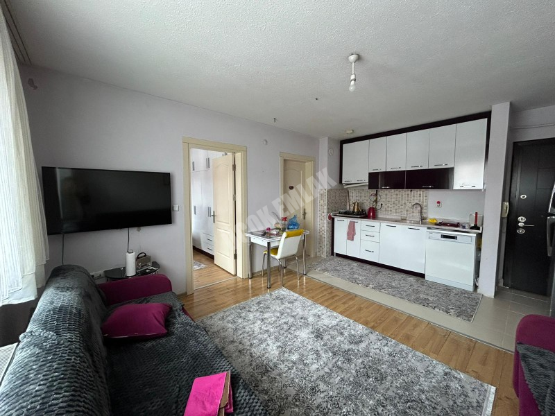 ✰ AFYON ÜÇOK EMLAKTAN SAHİPATA HOCA AHMET YESEVİ MAH 1+1 50M² SATILIK DAİRE ✰