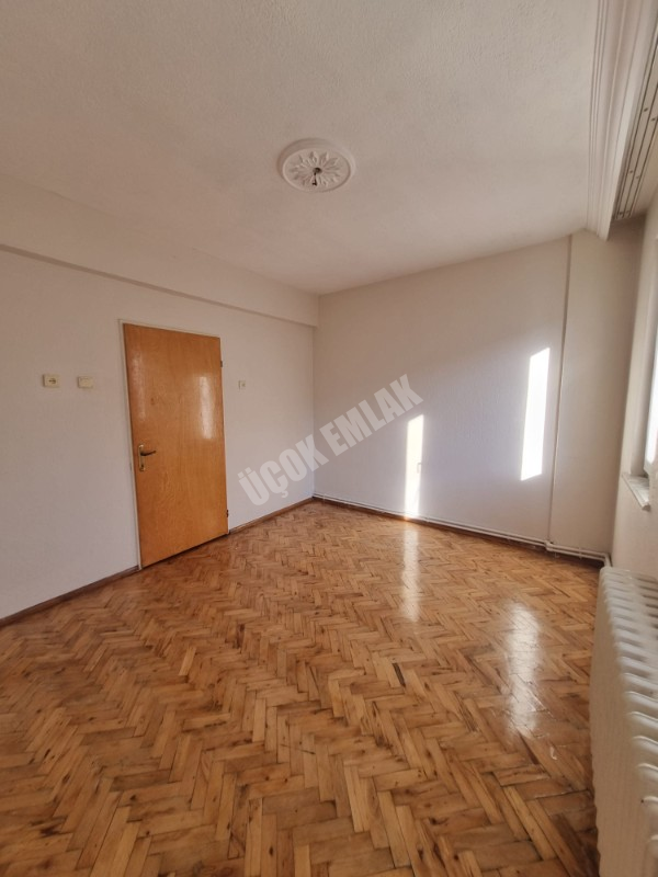 ✰ AFYON ÜÇOK EMLAKTAN KAYADİBİ MAH 3+1 125M² TEMİZ BAKIMLI KİRALIK DAİRE ✰