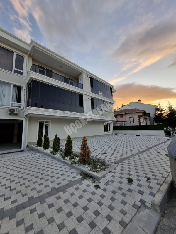 ✶ AFYON ÜÇOK EMLAKTAN FATİH MAH 130M² 3+1 SİTE İÇERİSİNDE EBEVEYN BANYOLU SATILIK DAİRE ✶