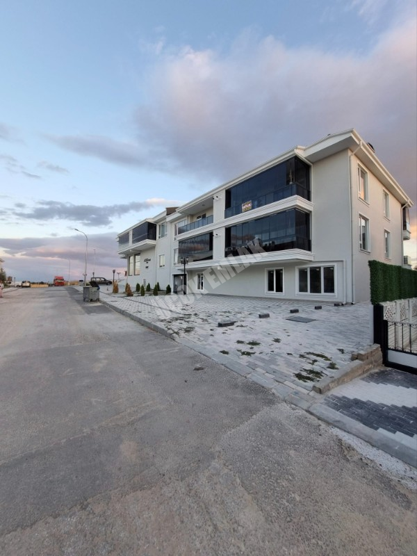 ✶ AFYON ÜÇOK EMLAKTAN FATİH MAH 130M² 3+1 SİTE İÇERİSİNDE EBEVEYN BANYOLU SATILIK DAİRE ✶