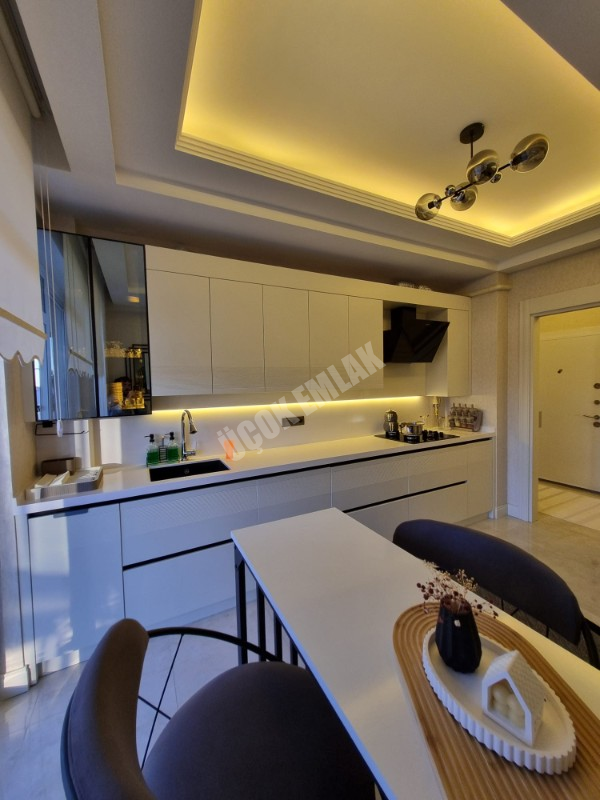 ✶ AFYON ÜÇOK EMLAKTAN FATİH MAH 130M² 3+1 SİTE İÇERİSİNDE EBEVEYN BANYOLU SATILIK DAİRE ✶