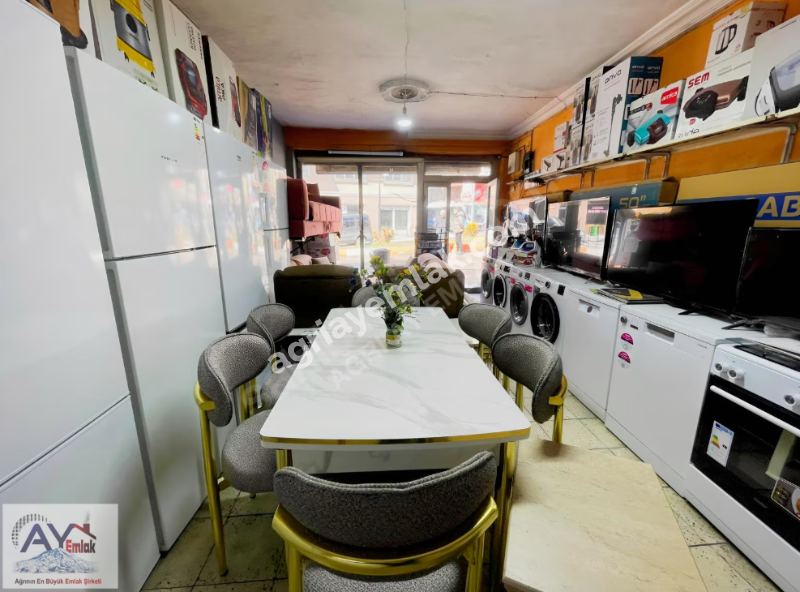 Ağrı'da Satılık Dükkan: 33.21m², İşlek Cadde Üzeri