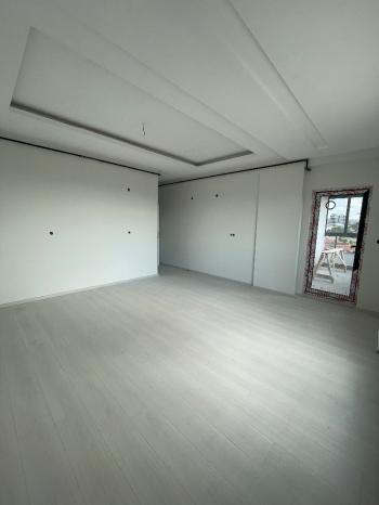 GÜVENAY - ÇORUM BAHÇELİEVLER MAH.YAVRUTURNA ORTAOKULU CİVARI SATILIK 3+0 DAİRE