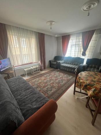 SEVİLLER MAH. KİRALIK EŞYALI 1+1 DAİRE