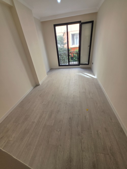 Binevler'de Metro'ya 5 Dk 3+1 & 1.Kat Balkonlu Sıfır Satılık Daire