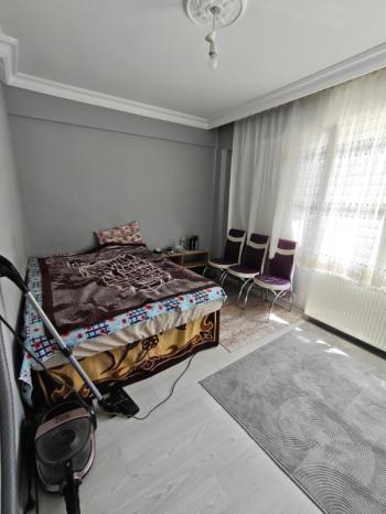 Afyon Üçok Emlaktan Kanlıca Mah Satılık 3+1 115m² 1 Kat Temiz Bakımlı Daire