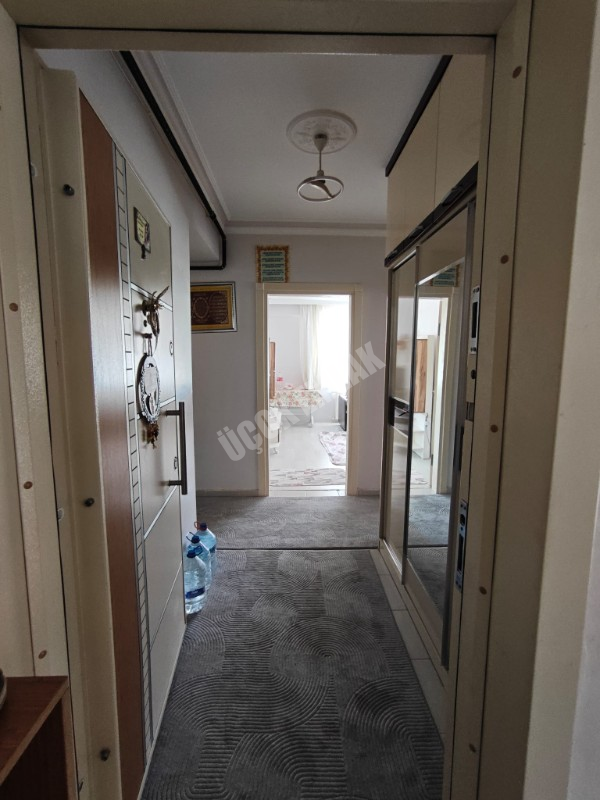 Afyon Üçok Emlaktan Kanlıca Mah Satılık 3+1 115m² 1 Kat Temiz Bakımlı Daire