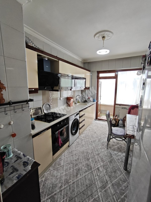 Afyon Üçok Emlaktan Kanlıca Mah Satılık 3+1 115m² 1 Kat Temiz Bakımlı Daire