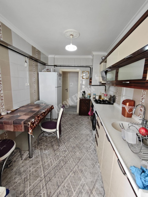 Afyon Üçok Emlaktan Kanlıca Mah Satılık 3+1 115m² 1 Kat Temiz Bakımlı Daire