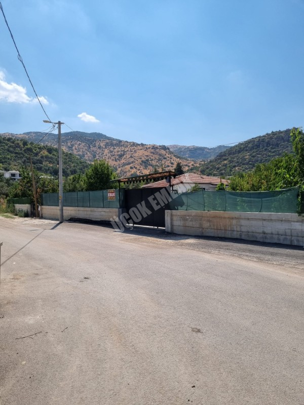 AFYON ÜÇOK EMLAKTAN ERKMEN  HÜRRİYET MAH KİRALIK HOBİ BAHÇESİ
