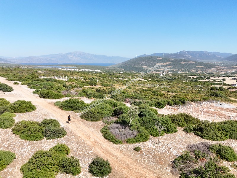 Didim Bozseki Deniz Ve Göle Nazır Eşsiz Manzarlı Satılık Arsa