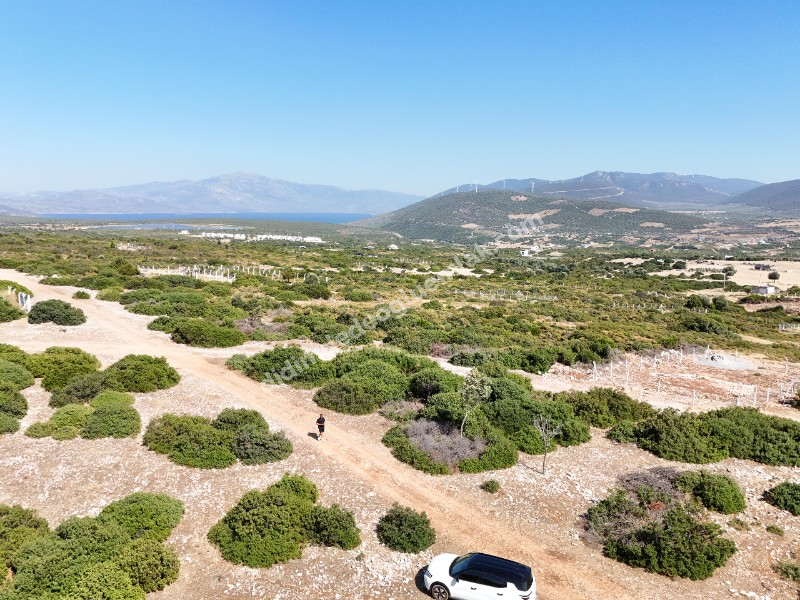 Didim Bozseki Deniz Ve Göle Nazır Eşsiz Manzarlı Satılık Arsa