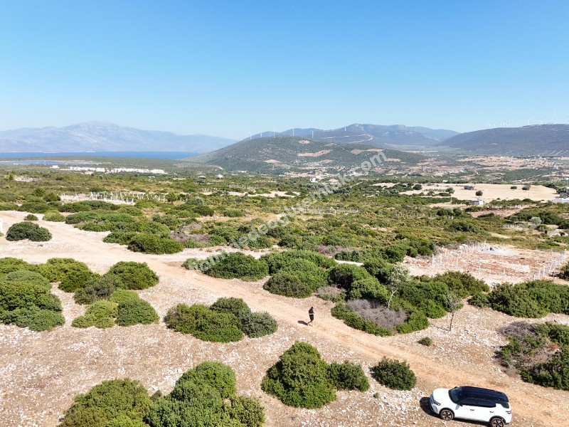 Didim Bozseki Deniz Ve Göle Nazır Eşsiz Manzarlı Satılık Arsa