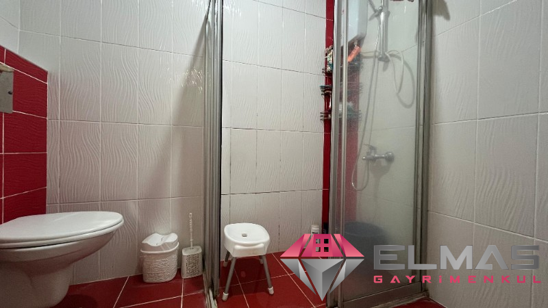 Elmas'tan Zeytinli Cd Üzerinde Havuzlu Site İçi 3+1