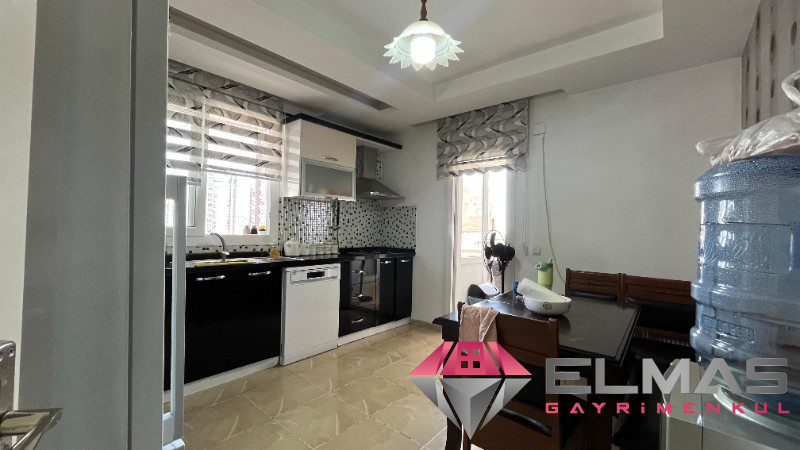 Elmas'tan Zeytinli Cd Üzerinde Havuzlu Site İçi 3+1