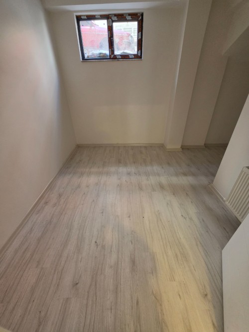 Yeşilpınar Metro'ya 2 Dk 1+1 Bahçe Katı Sıfır Satılık Daire