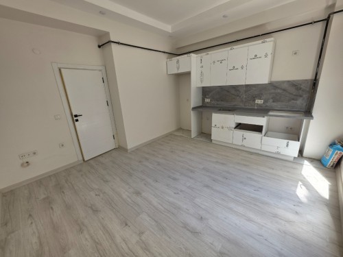 Yeşilpınar Metro'ya 2 Dk 1+1 Bahçe Katı Sıfır Satılık Daire