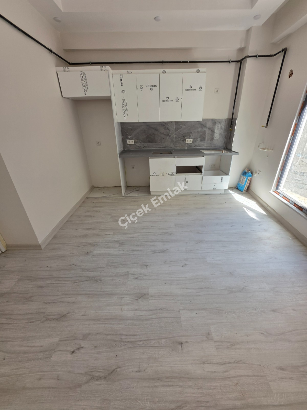 Yeşilpınar Metro'ya 2 Dk 1+1 Bahçe Katı Sıfır Satılık Daire