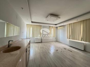 ALYANS'TAN TABELA DEĞERİ YÜKSEK OFİS 2+1