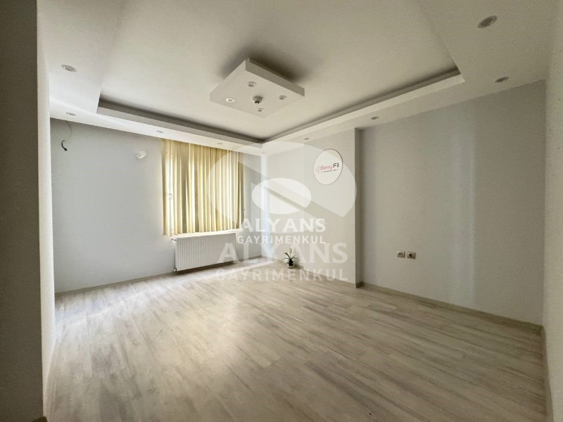 ALYANS'TAN TABELA DEĞERİ YÜKSEK OFİS 2+1