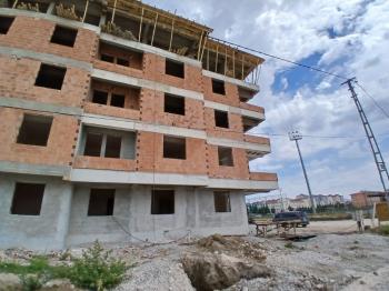 GÜVENAY - ÇORUM ULUKAVAK MEHMETCİK ANADOLU LİSESİ CİVARI SATILIK 3+1 LÜKS DAİRE