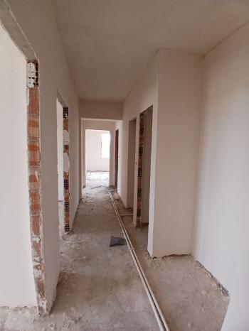 GÜVENAY - ÇORUM ULUKAVAK MEHMETCİK ANADOLU LİSESİ CİVARI SATILIK 3+1 LÜKS DAİRE