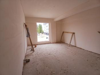 GÜVENAY - ÇORUM ULUKAVAK MEHMETCİK ANADOLU LİSESİ CİVARI SATILIK 3+1 LÜKS DAİRE