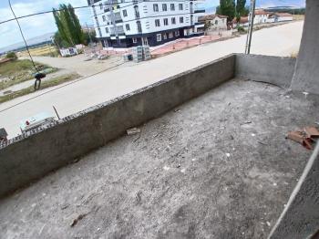 GÜVENAY - ÇORUM ULUKAVAK MEHMETCİK ANADOLU LİSESİ CİVARI SATILIK 3+1 LÜKS DAİRE