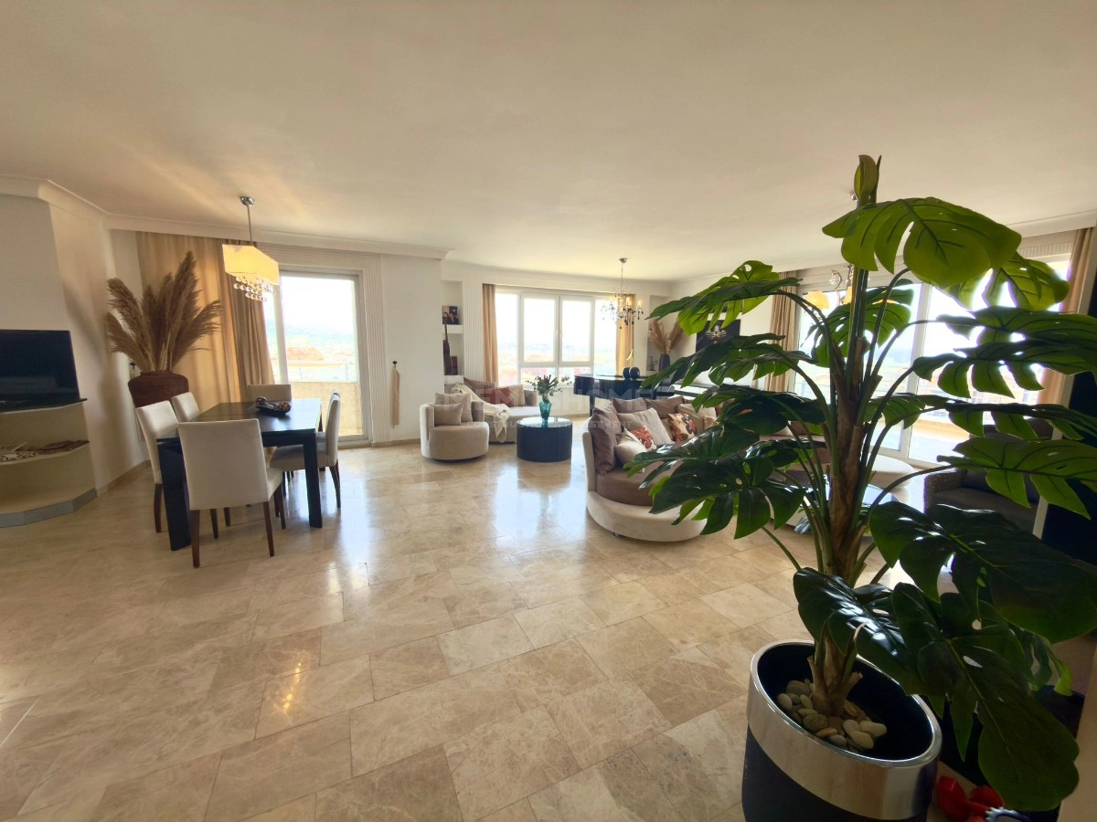 Cikcilli Baran Residence Scenic Duplex