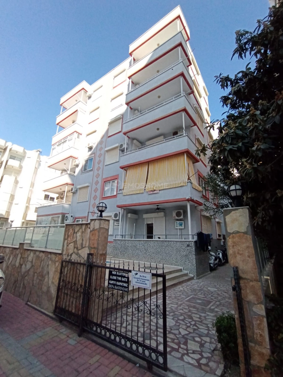 Mahmutlar Ender 2 Tadilatlı Daire