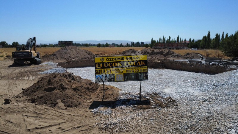 Afyon Üçok Emlaktan Ali İhsan Paşa Mah Satılık Temelden 3+1 Lüx Daireler Üstelik %50 Peşinat İmkanı İle