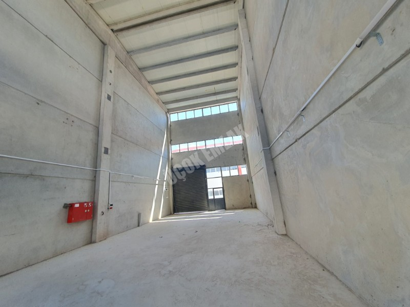 AFYON ÜÇOK EMLAKTAN AKCİN MAH 150M² SIFIR SATILIK DÜKKANLAR 