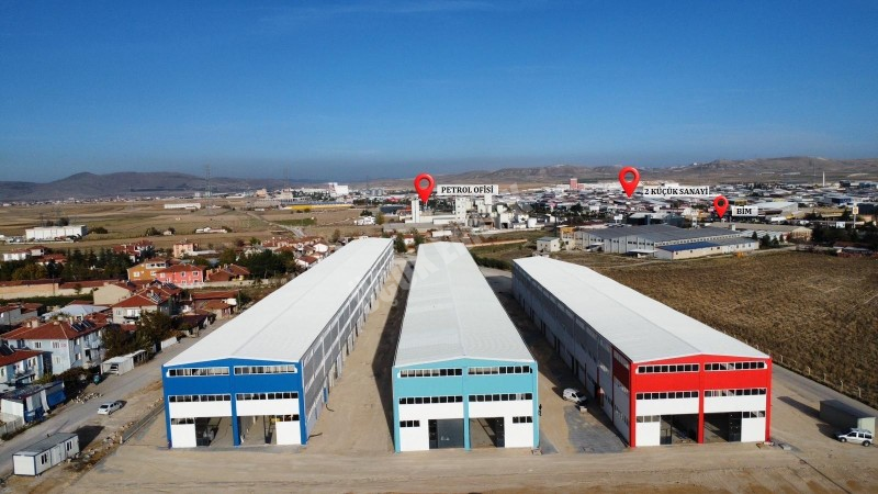 AFYON ÜÇOK EMLAKTAN AKCİN MAH 150M² SIFIR SATILIK DÜKKANLAR 