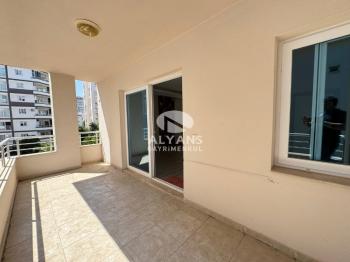 ALYANS'TAN MERKEZİ KONUMDA İSKANLI 3+1 FULL DONANIMLI DAİRE